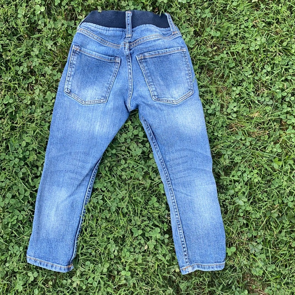 H & M Slim Fit Pull-Up Jeans - Picture 2 of 4